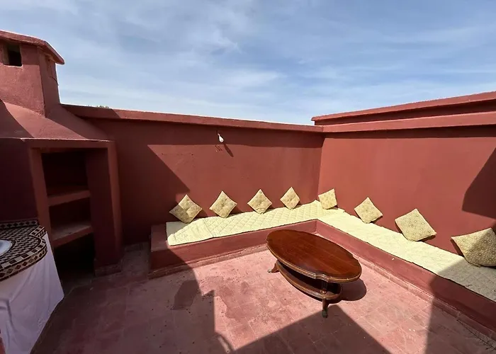 Riad Ayiss Piscine Palmeraie