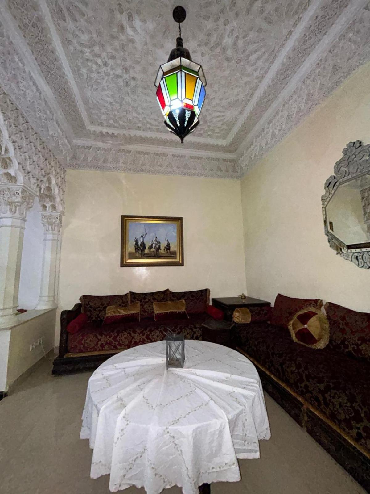 Vakantiehuis Ayiss Piscine Palmeraie