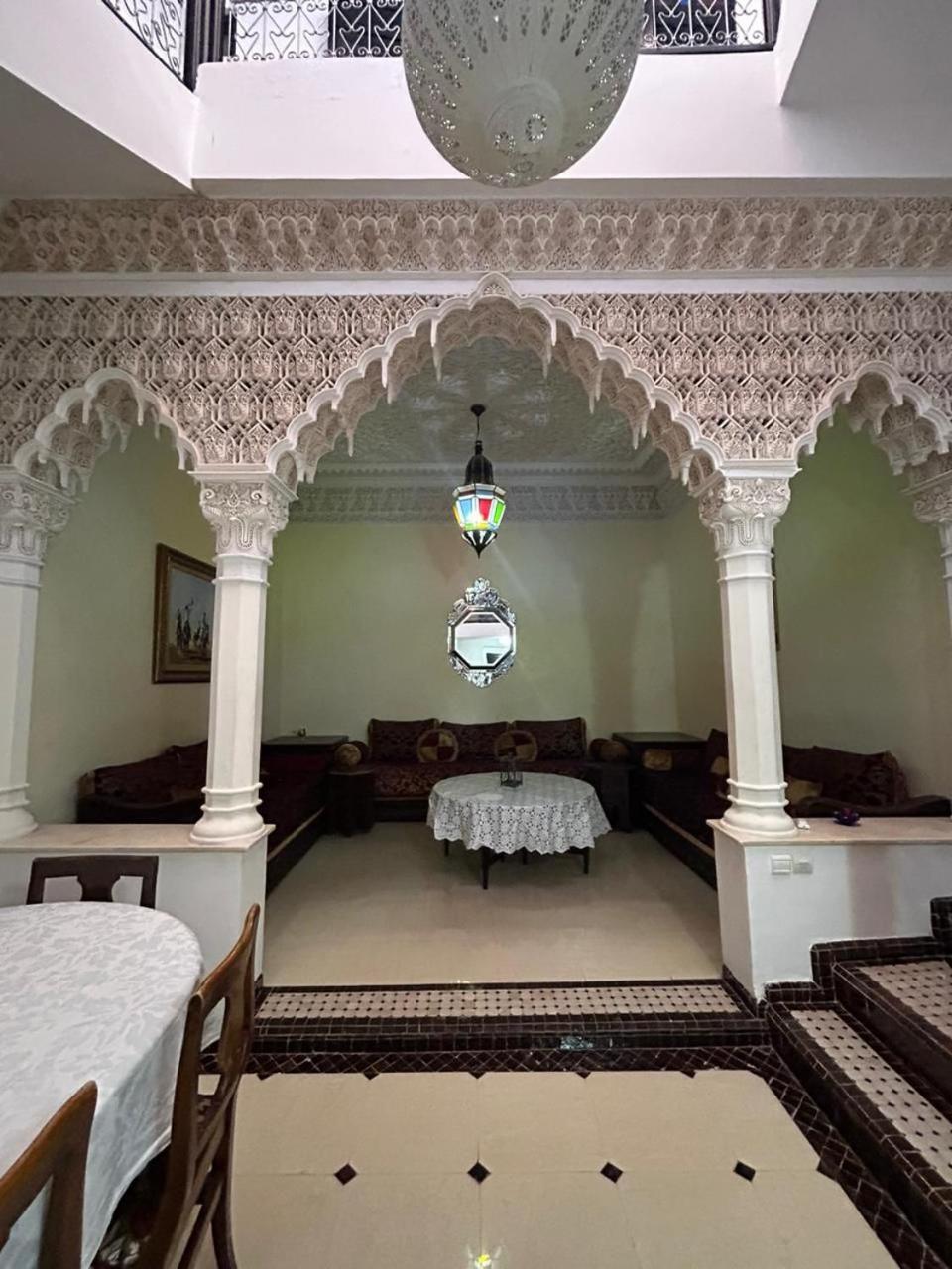 Vakantiehuis Ayiss Piscine Palmeraie